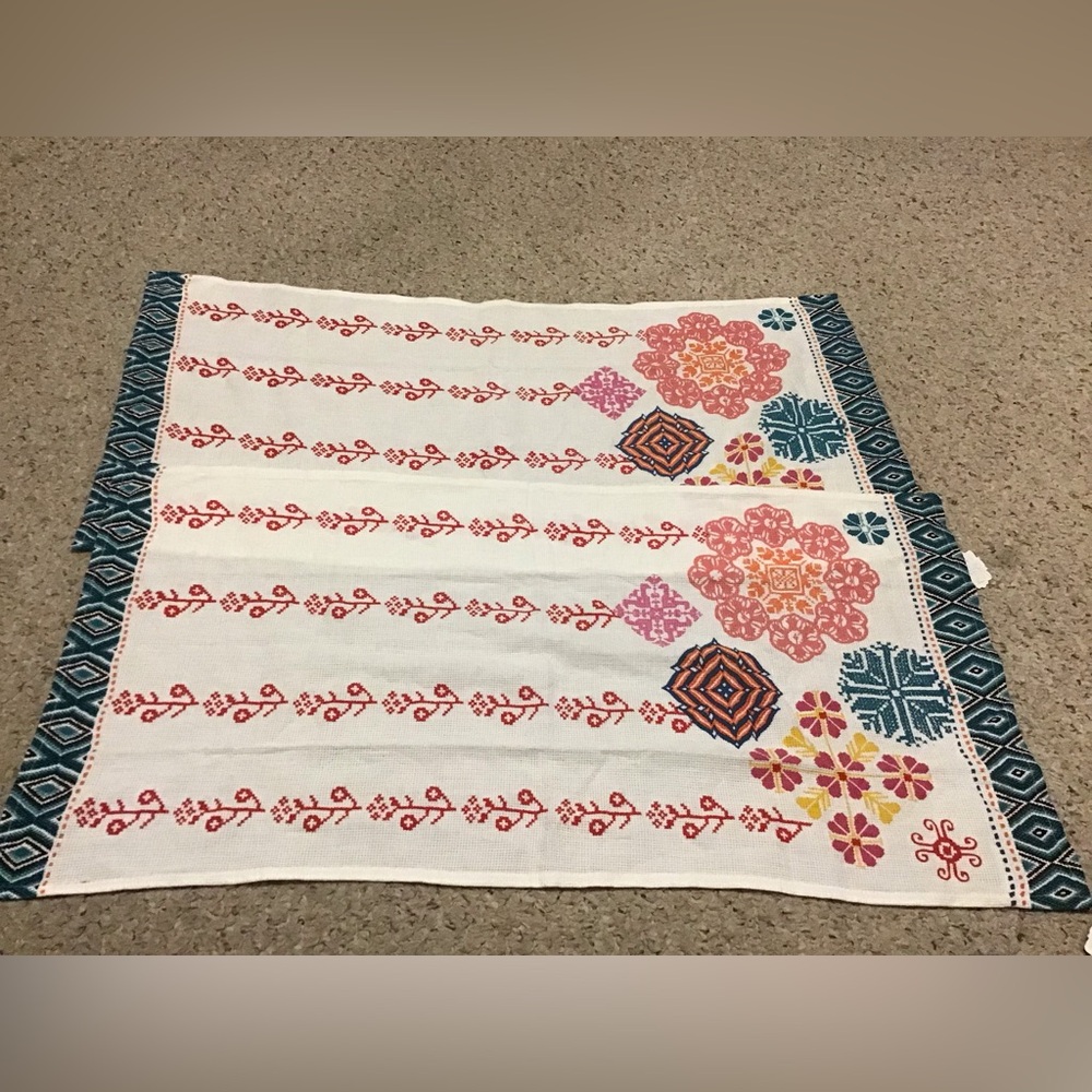 ANTHROPOLOGIE ARITA SET OF 2 KITCHEN DISH TOWELS NWT